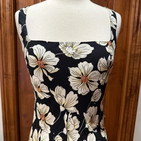 💋Reformation Black and Cream Floral Midi Dress. Size M - Picture 5 of 12